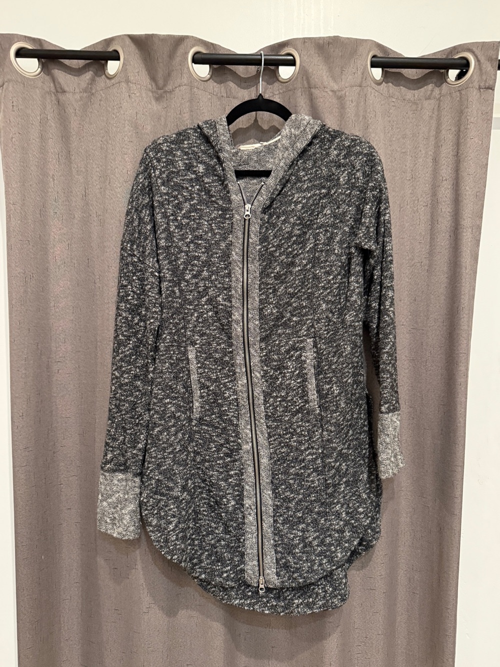 Gray Zip-Front Hooded Women's sweater